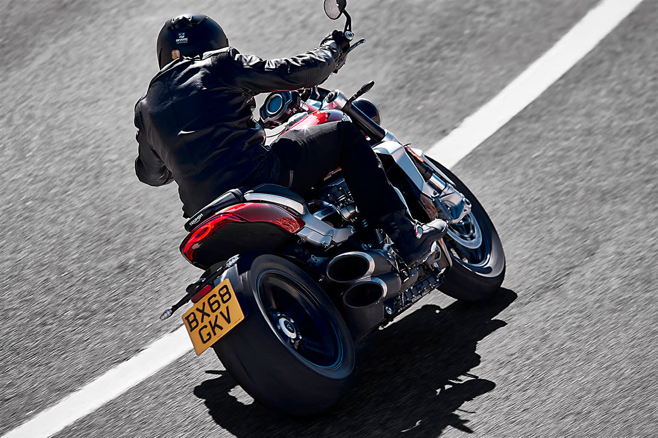 Triumph rocket 3 reviews on sale